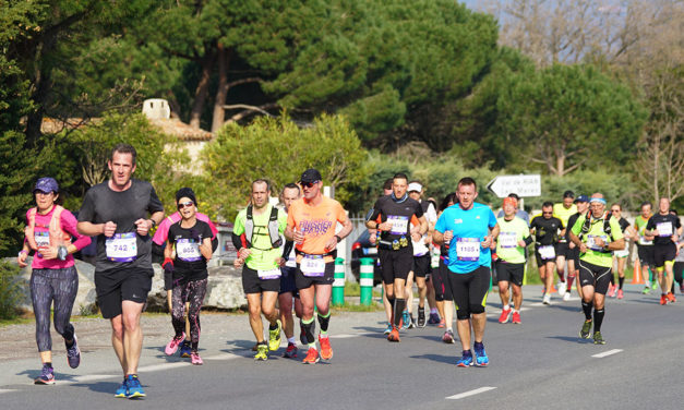 1er marathon du golfe de Saint-Tropez : priorité aux coureurs, le temps d’une matinée