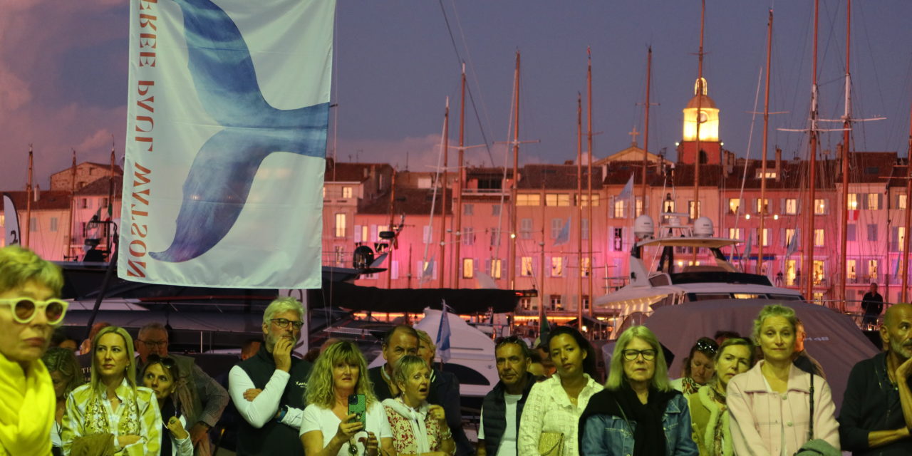 Vente aux enchères en solidarité envers Paul Watson