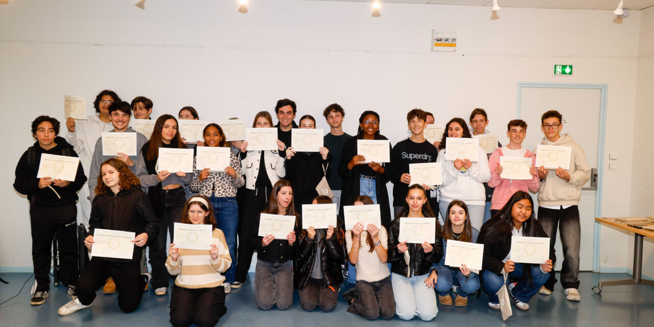 Remise des diplômes du brevet au collège Le Moulin Blanc