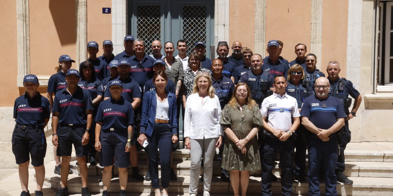 Présentation des brigades de jour et de nuit de la Police municipale et du CSU de Saint-Tropez pour la saison estivale 2024