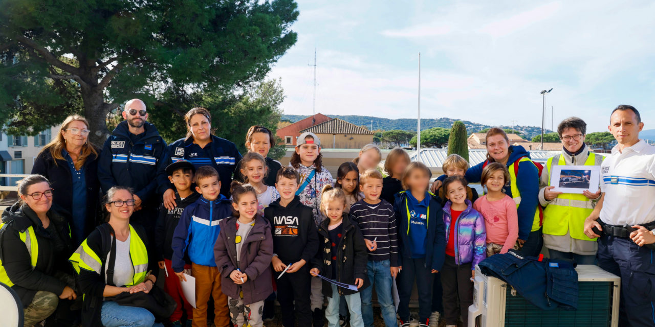 Les enfants du centre de loisirs au cœur de la police municipale !